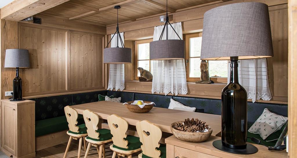 Hotel & Chalets Edelweiss Madonna  ภายนอก รูปภาพ
