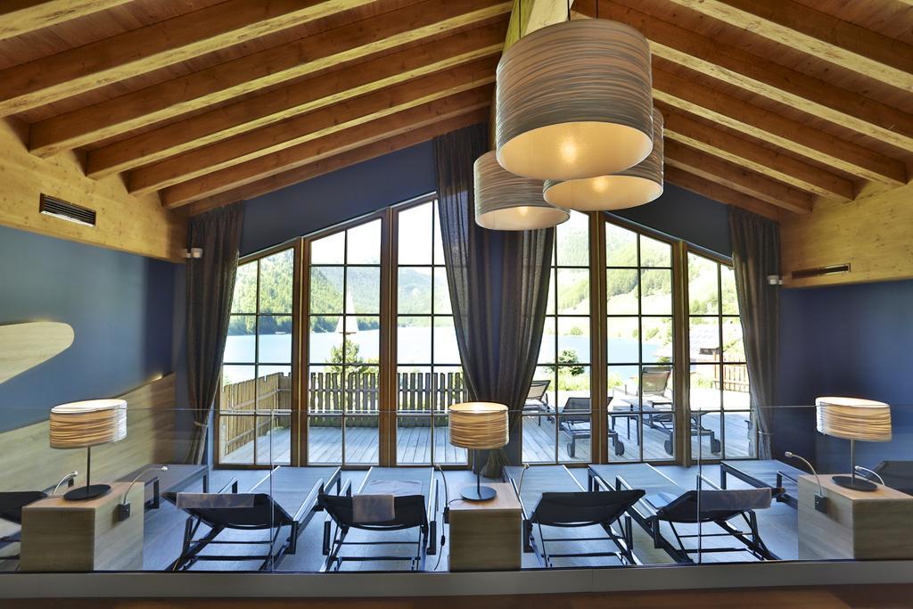 Hotel & Chalets Edelweiss Madonna  ภายนอก รูปภาพ